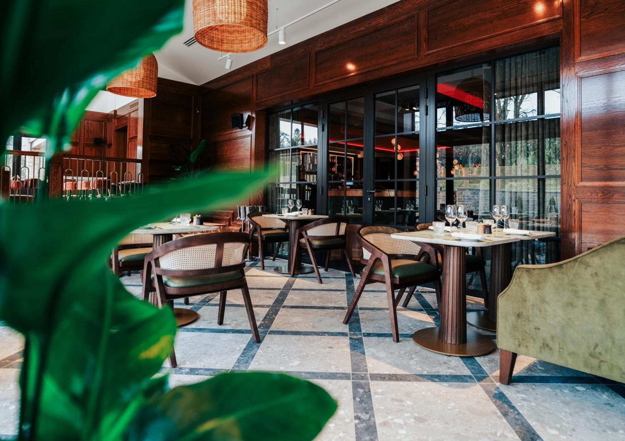 Crossbasket Castle Hotel & Restaurant High Blantyre Экстерьер фото